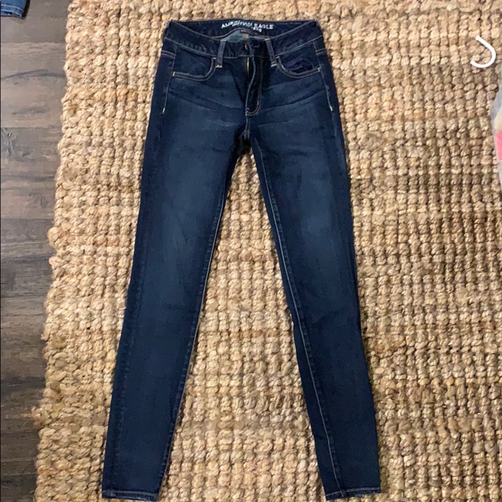 Women’s size 2 American eagle dark jeggings